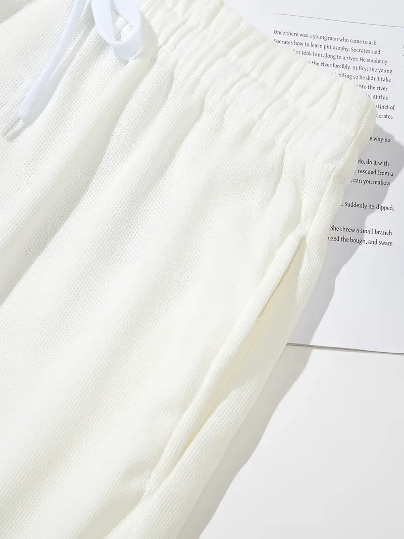 Rahat Baskılı Üç Mevsim Spor Takımı Grafik ve Harf Tasarımı ile 2 Parça Set Polyester Kumaş Hafif Esnek
