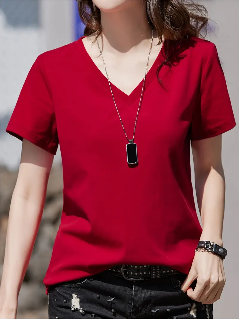 V Yaka Dokuma Slim Fit Kırmızı T-Shirt