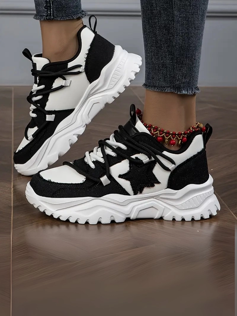 Retro Yıldız Desneli Bağcıklı Kaymaz Taban Hafif Her Mevsim Siyah Kadın Sneaker Ayakkabı
