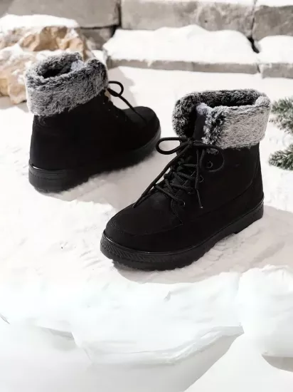 Peluş Kürk Astarlı Soğuk Havaya Dayanıklı Kaymaz Taban Siyah Kadın Kar Botu